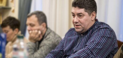 Олег Мальцев, адвокат, засновник низки громадських організацій в Одесі. Фігурант справи про створення незаконних воєнізованих формувань.