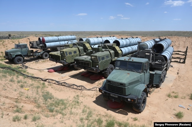 Пускові установки ЗРК С-300