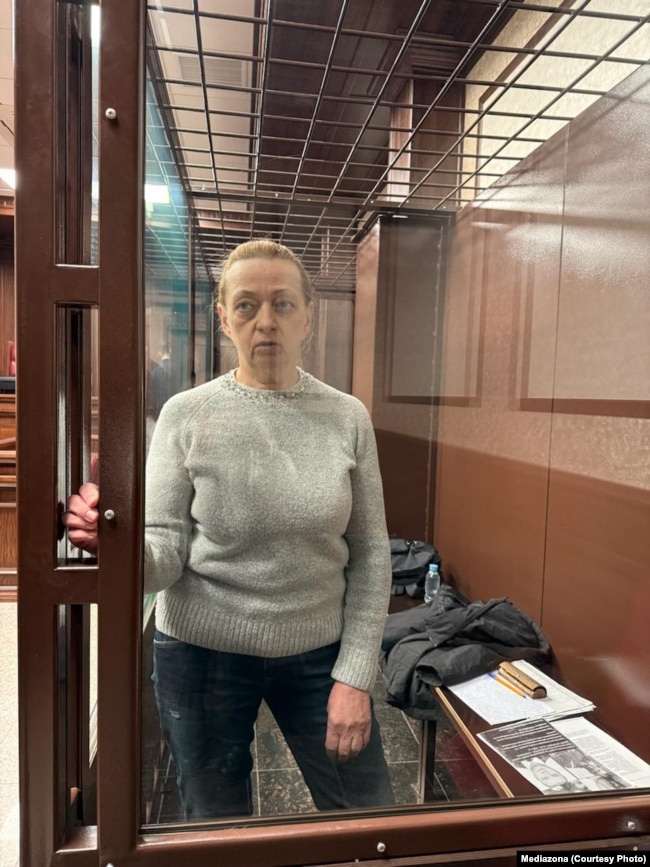65-річну вчительку Валентину Заярну російський суд визнав винною в участі у терористичній організації, замаху на зберігання вибухівки та підготовці теракту