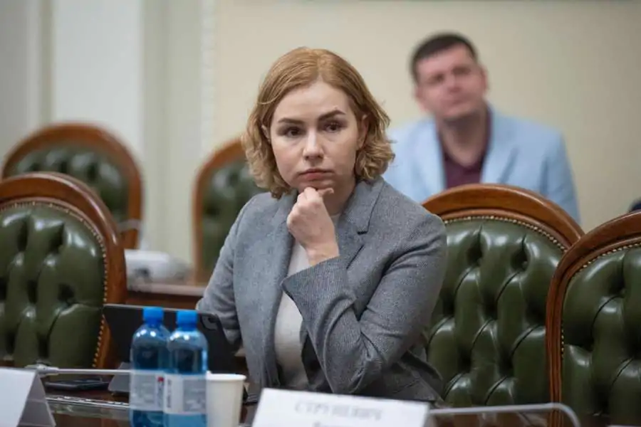 Народна депутатка від фракції “Слуга народу” Анастасія Радіна. Фото зі сайту Верховної Ради