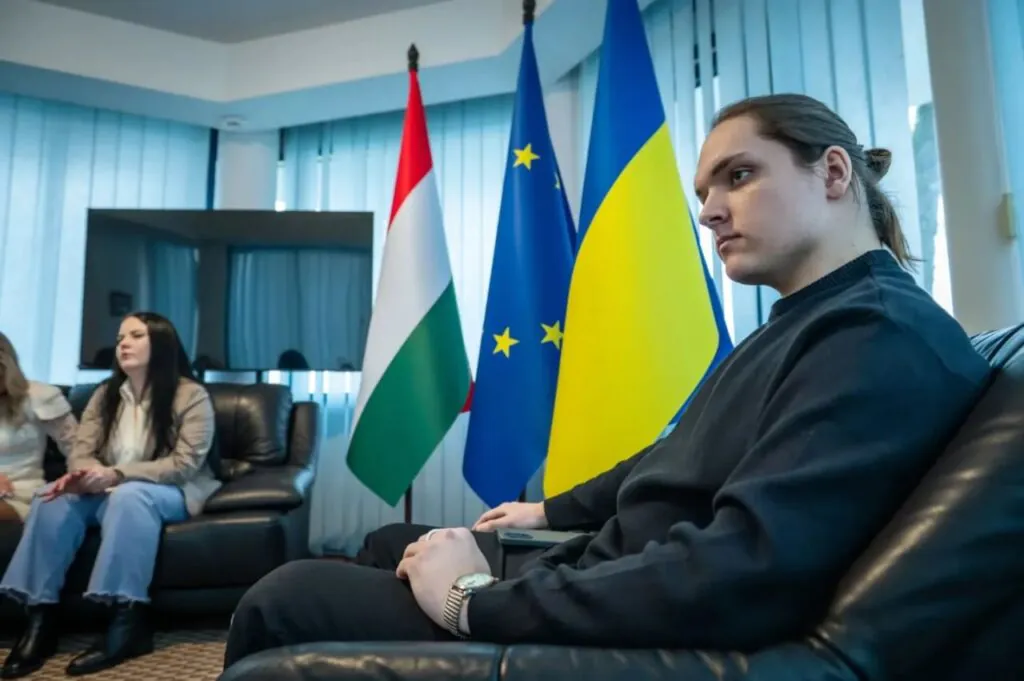 Краще без світла, ніж під Росією: як безпечно виїхати з окупації
