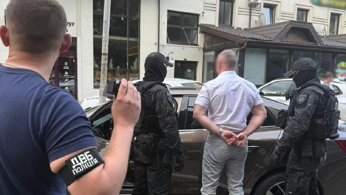В рідні ексначальника судової охорони Львівщини знайшли майна на мільйони доларів
