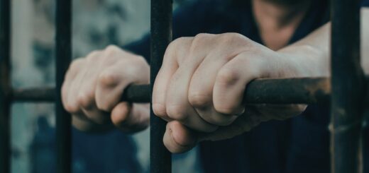 Статус інкомунікадо: як Росія використовує абсолютну ізоляцію для приховування воєнних злочинів