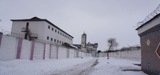 Моніторинговий візит до Замкової виправної колонії №58: непридатний стан укриття, тіснота та порушення вимог утримання