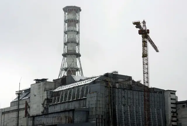 "Саркофаг" над Чорнобилем у 2006 році 
