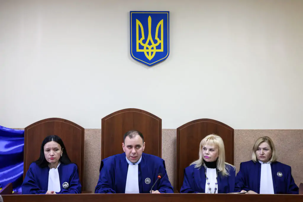Колегія суддів, що розглядає обвинувальний акт щодо Михайла Сцельнікова. Фото: Стас Юрченко, Watchers