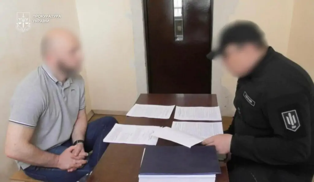 Олексію Тандиру повідомили про підозру у справі щодо заволодіння квартирами. Фото: Київська міська прокуратура