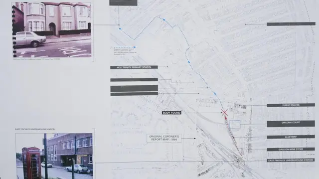 Карта Ordnance Survey 1984 року з рукописними позначками поліції району довкола станції метро East Finchley. На стежці позначене місце з написом "тіло знайдено", інші місця обведені, а пунктирна лінія показує маршрут на карті.