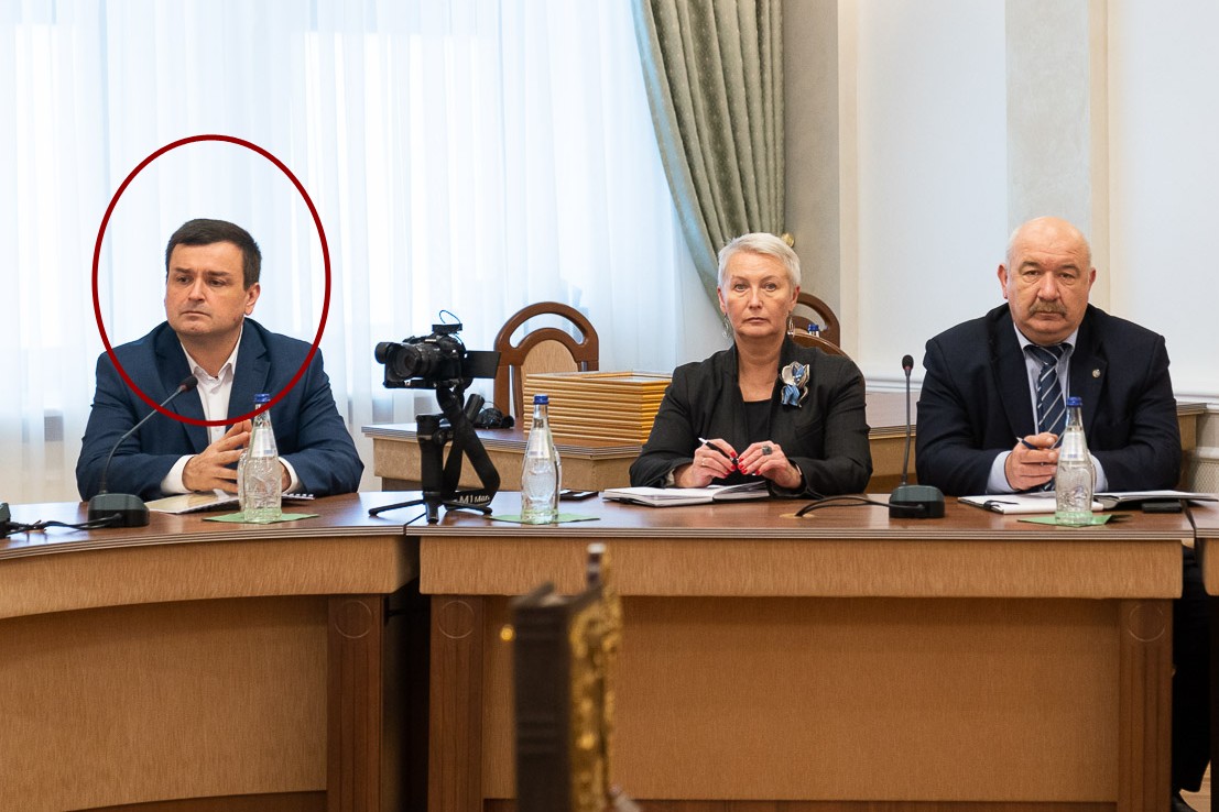 Роман Веприцкий участвует во встрече актива Беларусского фонда мира с митрополитом Вениамином. Фото: church.by Роман Веприцкий участвует во встрече актива Беларусского фонда мира с митрополитом Вениамином. Фото: church.by