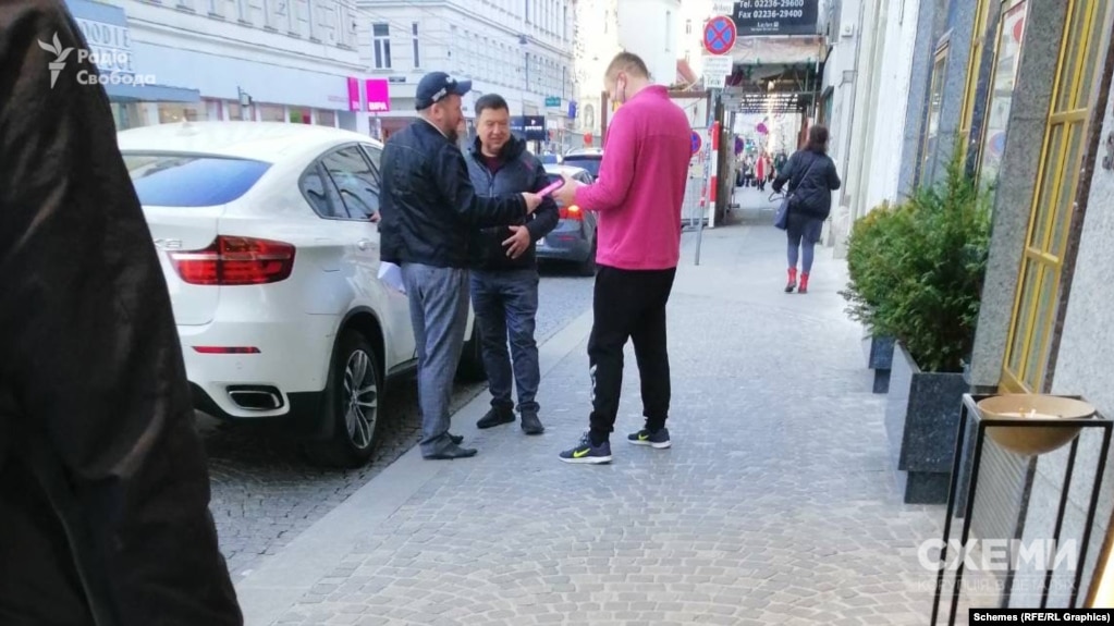 За даними «Схем», кордон Олександр Тупицький перетнув неофіційно