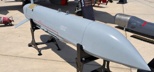 S8000 "Бандероль" або ймовірно її ліцензійної копії "Дань-Т"