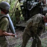 Артилеристи 147-ї бригади 7-го корпусу швидкого реагування ДШВ ЗСУ готуються відкрити вогонь із самохідної гаубиці CAESAR. Донеччина, 24 вересня 2026 року