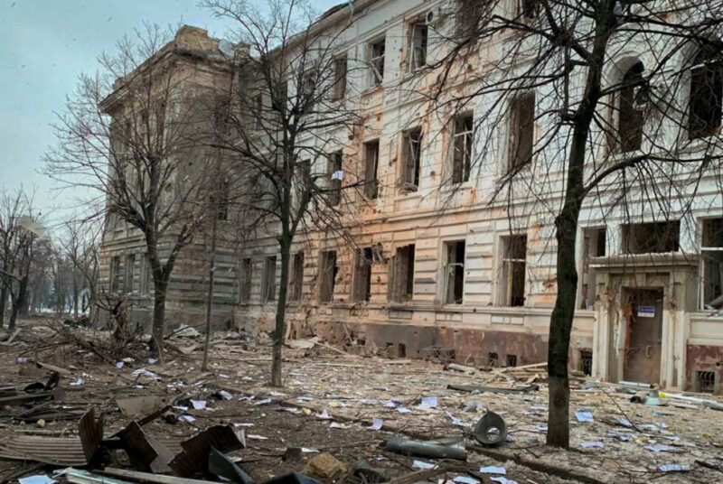 Харьковский апелляционный суд после обстрелов. Фото: пресс-служба Верховного суда