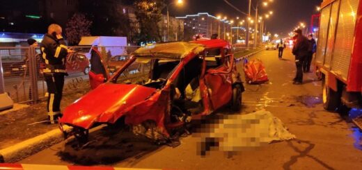 У Харкові 16-річний мажор на великій швидкості летів на червоне та протаранив авто вбивши двох людей