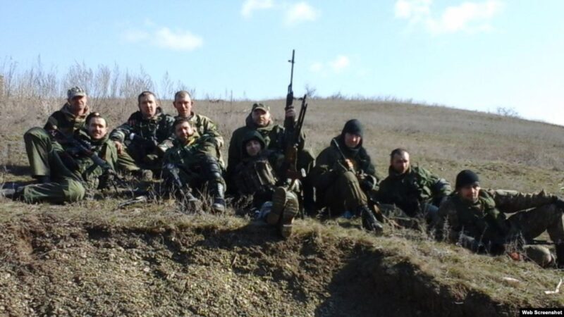 Россия считает боевиков: будут ли в оккупированном Донецке забирать «в армию»?
