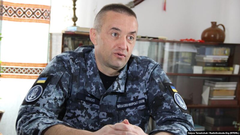 Освобожденный украинский военный моряк Опрыско