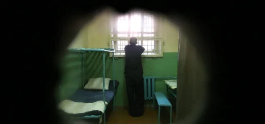 Почему росийские тюремщики хранят записи с пытками заключенных и как их используют