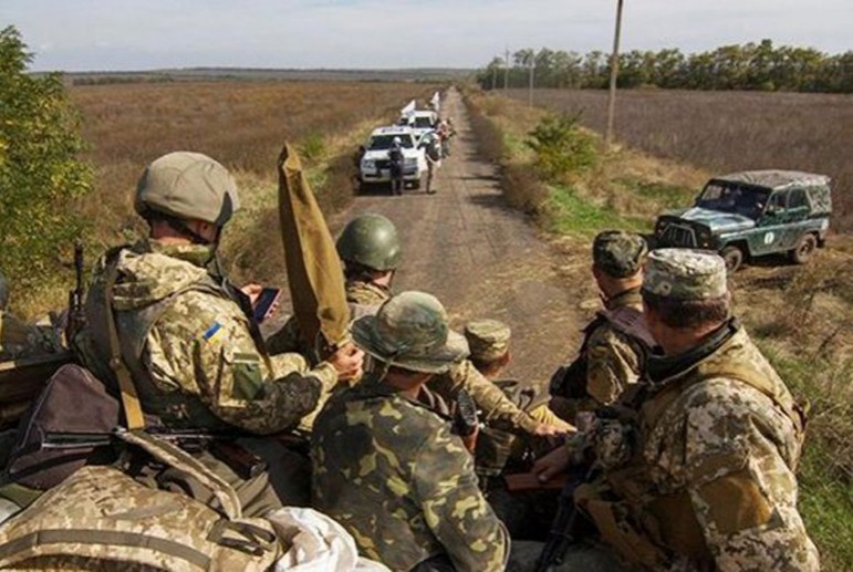 Отвод Объединенных сил со всей линии соприкосновения. Почему это ставит под удар Мариуполь и Харьков
