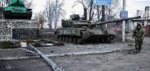 Великий наступ путінської армії на Донбасі: два сценарії і п’ять змінних