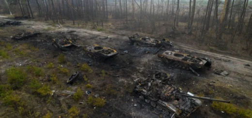 Знищена російська бронетехніка після того, як ЗСУ розгромили російських військових під Києвом