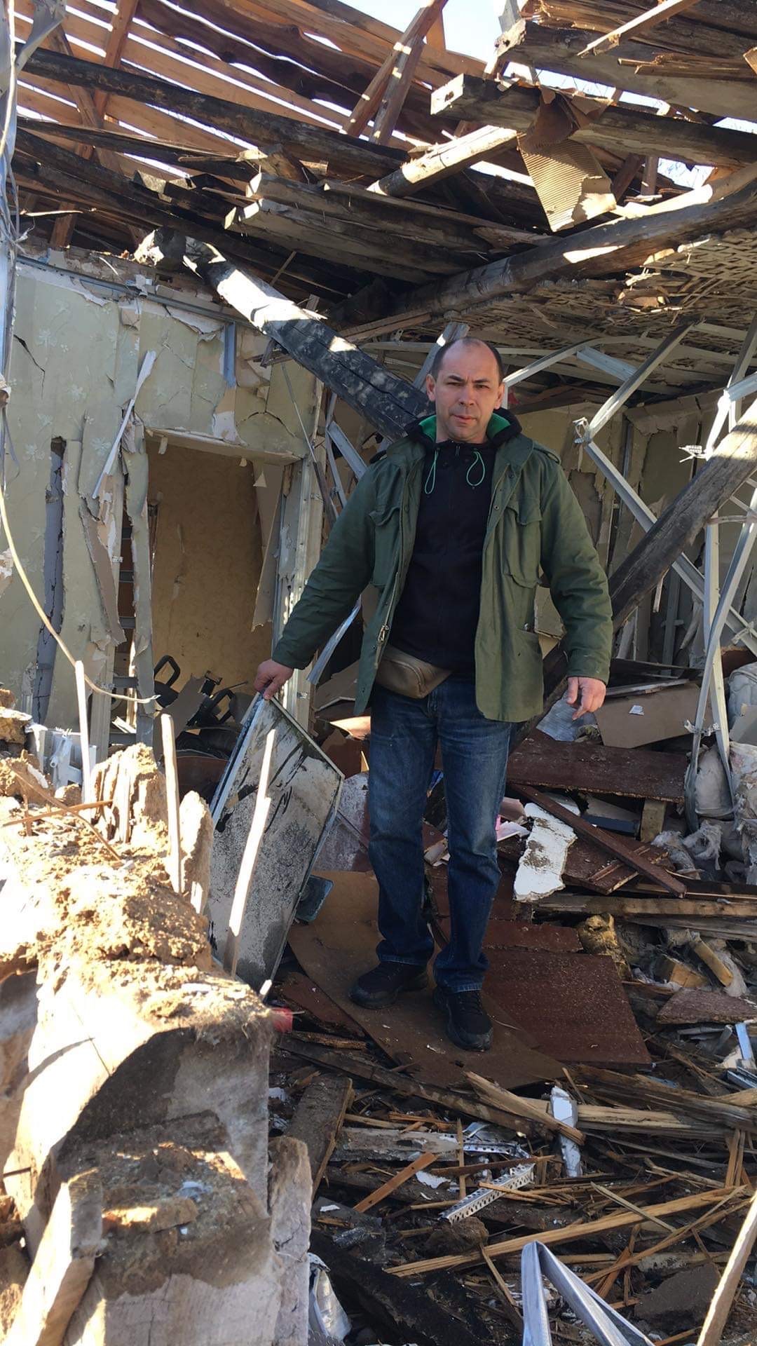 Зруйнований росіянами будинок Юрія Марчука 