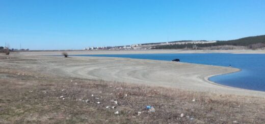 Военным хватает. Волнует ли Кремль снабжение оккупированного Крыма водой?