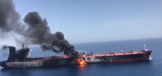 Загадочная атака на танкеры в Оманском заливе
