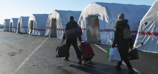 19 февраля 2022 г. Палаточный лагерь для беженцев из «ЛДНР» на территории Ростовской области. Фото: Эрик Романенко / ТАСС