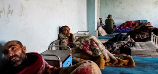 Пациенты первого блока госпиталя «Ибн Сина» в Кабуле. В первый блок поступают те, кто только начинает лечение, и проводят здесь 15 дней. Фото: Александра Ковальская / Медиазона