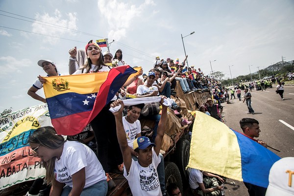 Кризис в Венесуэле: «Мы самый крупный нефтяной резерв мира, а наши люди едят из мусорных баков»