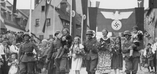 Уроки истории. Как нацистской пропаганде удалось зомбировать немцев: «Боже, спасибо, что фюрер жив»