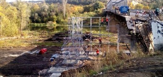 Мост у Станицы Луганской: ремонт и забытье