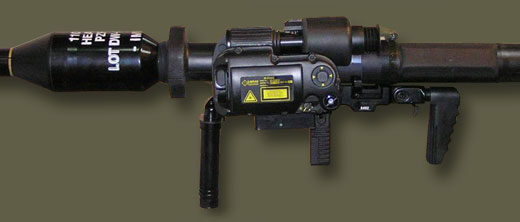 Ручной противотанковый гранатомет Pzf 3-IT600