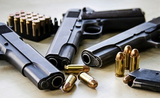 Закон об оружии в Украине: отстреливаться можно будет только дома?