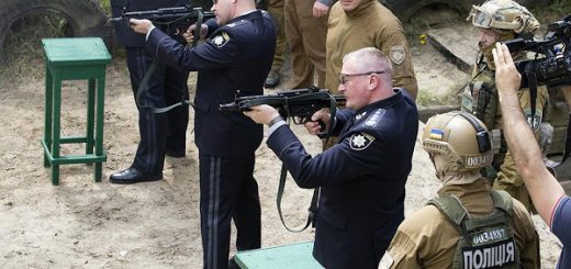 Украинскую полицию вооружат немецкими MP5